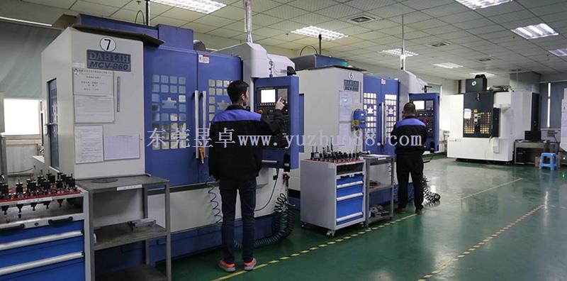 CNC-臺灣大力-MCV860 02-昱卓塑膠模具加工設備